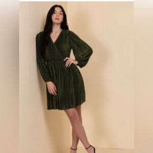 Dark green plisse dress, faux wrap, long sleeves